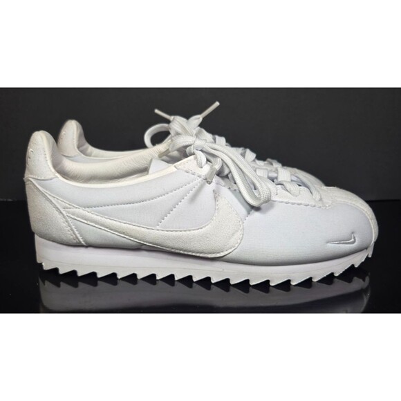 Nike Classic Cortez Shark Low SP Big Tooth White Showstopper - Size  7 Women\'s main image 12